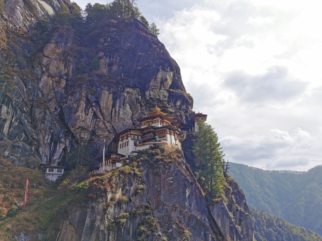 Paro Taktsang seen from the hiking trail
